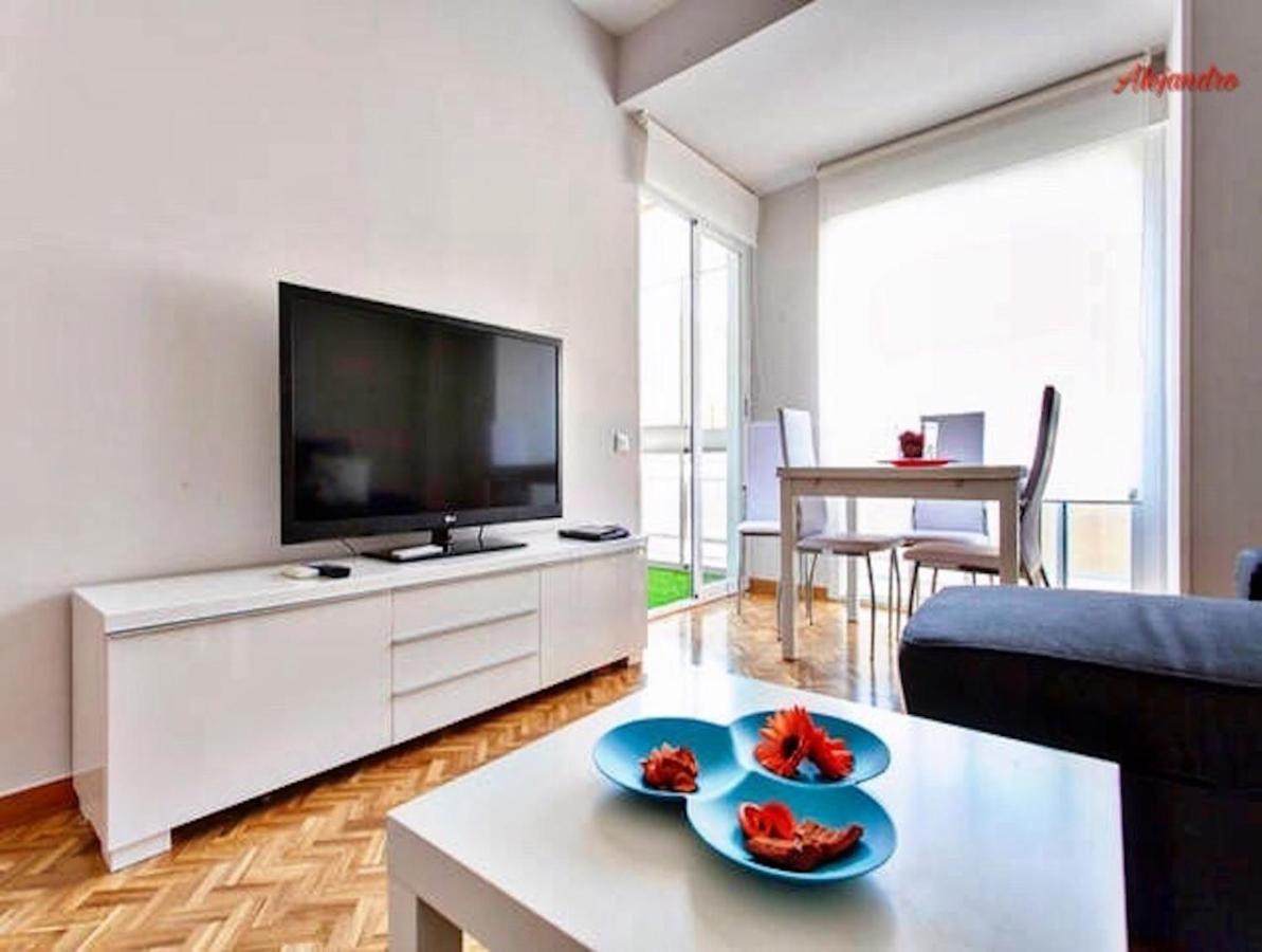 Alexander Apartments Аліканте Екстер'єр фото