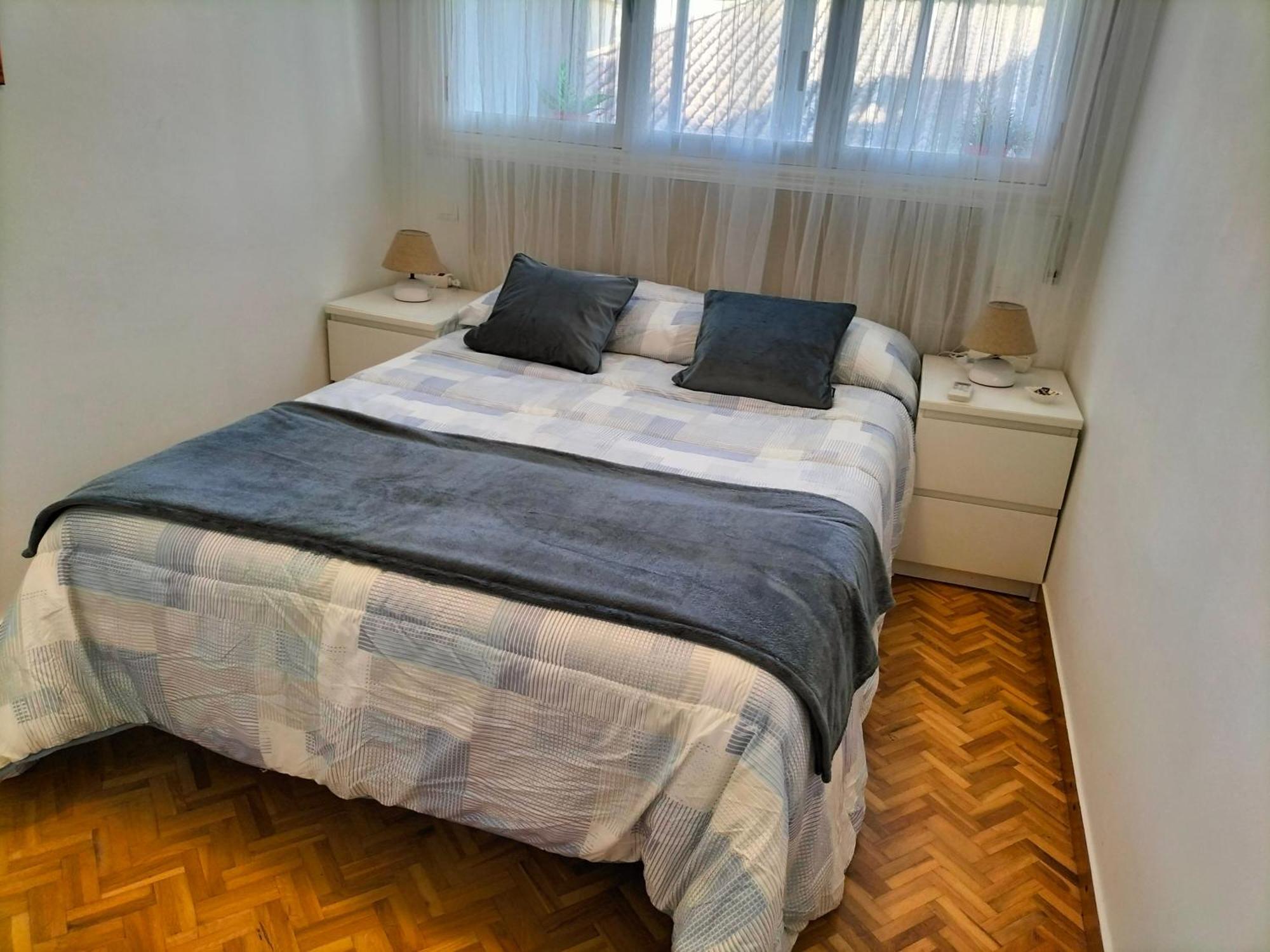 Alexander Apartments Аліканте Екстер'єр фото